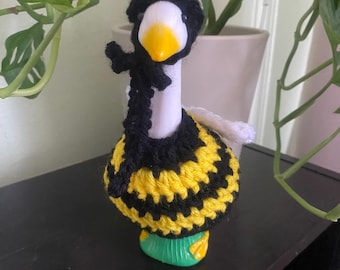 Honey Bee Honker Desk Goose Pattern PDF | 7” Goose Outfit | Sweater + Hat Antennae + Wings