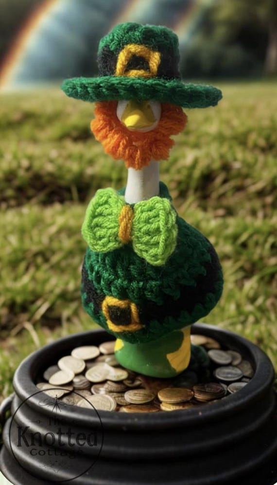 Shamrock Sam 7" Desk Goose Crochet