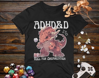 Camiseta negra o azul marino con el logo de TDAH y D para organizarse - Camiseta con TDAH y D - Regalos para jugadores de DND con TDAH - Regalos para Dungeon Masters