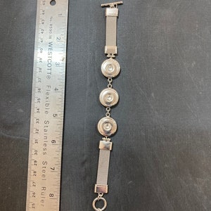 Aanraku Silver Snap on Bracelet