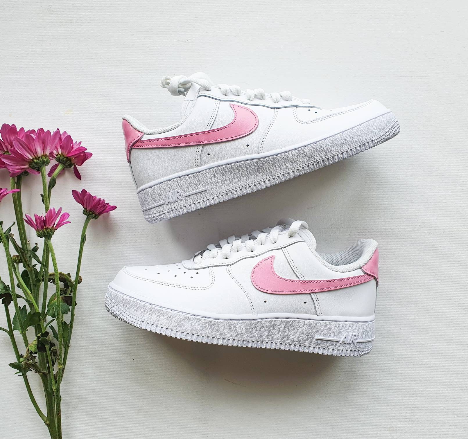 coloured tick air force 1