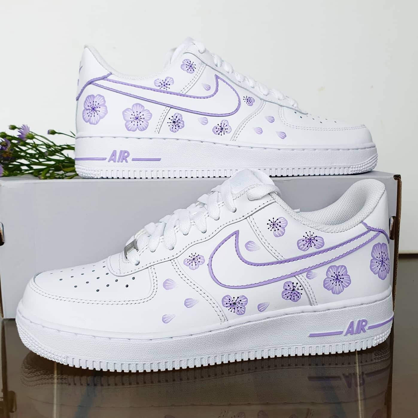 Flores de flores lilas Nike Air Force 1 personalizadas | Etsy España