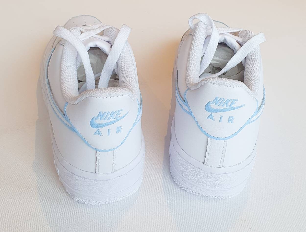nike air force 1 purple tick