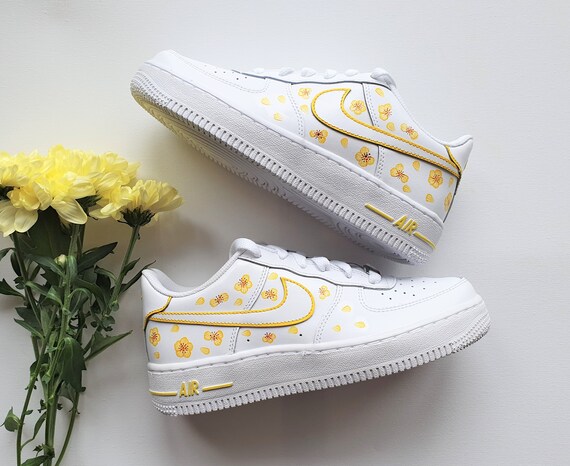yellow rose nike shoes