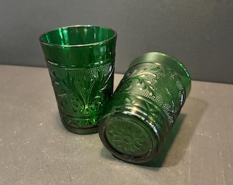 Pair of Anchor Hocking Emerald Green Sandwich Glass Juice Glasses