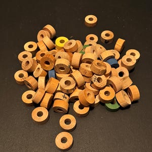 Wooden Wheels - Wooden Discs with Holes - 85 Pieces