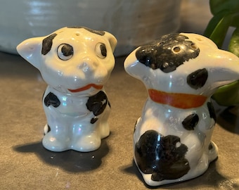Kitchy Chic, “bonzo the Dog”, Luster Ware Salt and Pep, Salt and