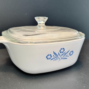 Corning Ware Cornflower Blue Casserole Dish P-1 1/2 - B - 1 1/2 Quart with Lid