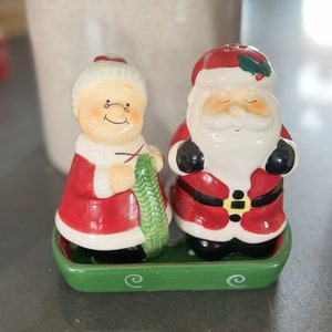 Santa and Mrs. Claus Salt & Pepper Shakers with Tray