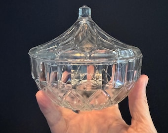 KIG Clear Glass Candy Dish with Lid Criss Cross Pattern