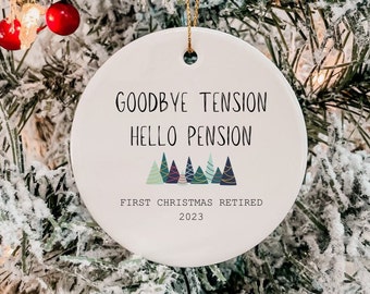 First Christmas Retired Ornament, Retirement Gift, Christmas Retirement Gift, Custom gift for Coworker, Personalized Retirement Ornament