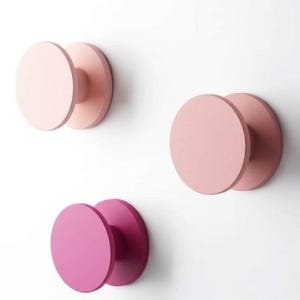 Colorful round wall hooks: modern geometric decor image 4