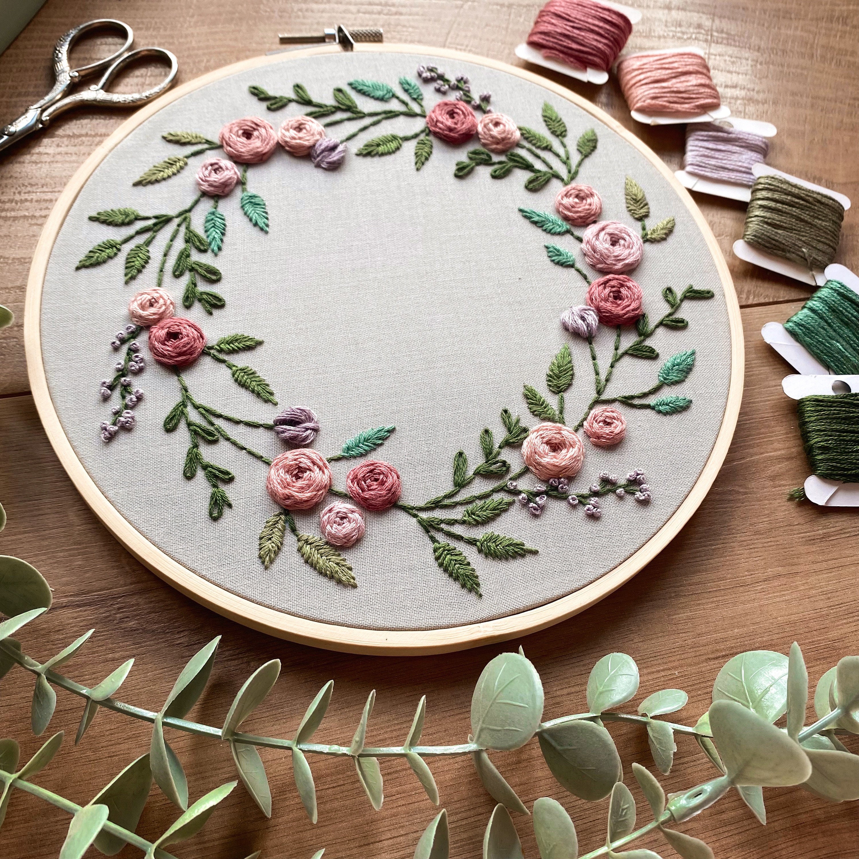 Floral Bloom Wreath | Floral Embroidery Pattern | Embroidery Hoop Art ...