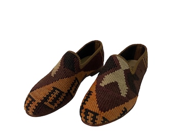 Kilim Schuhe, Herrenschuhe Größe 9, Herrenschuhe, Kilim Loafer, Vintage Schuhe, Ledersohle Schuhe, Tribal Schuhe, Wollschuhe, Einzigartige Schuhe