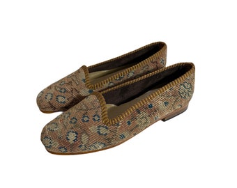 Women Carpet Shoes size 5, Women Shoes, Leather sole shoes,  Vintage shoes, Women shoes, Women Carpet loafers, Women Kilim Loafer,