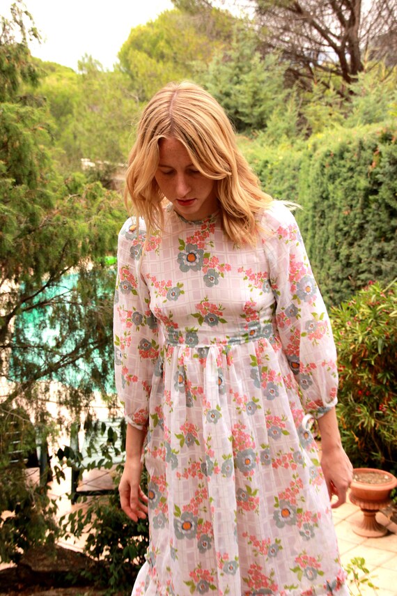 Vintage Floral Prairie Dress
