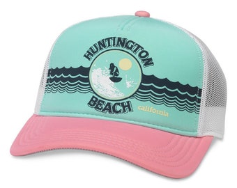 *California Lifestyles Huntington Beach Hat Lapel Pin Pacific Ocean Surfing Pier 
