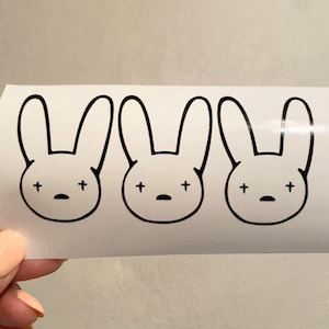 Juego de 3 calcomanías de vinilo Bad Bunny / Calcomanía de coche / Pegatina de botella de agua / Bad Bunny de moda / El Conejo Malo