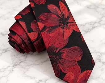 Textured Jacquard Floral Necktie in Black & Deep Red