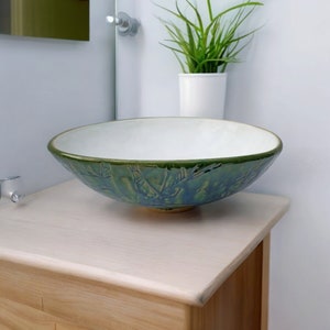 WB067 Lavabo rond blanc et vert. image 3