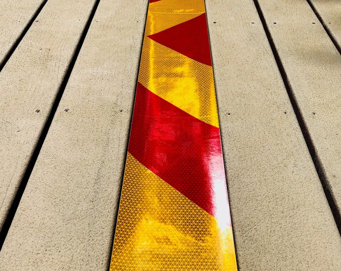 Chevron Panels ReflectivePro