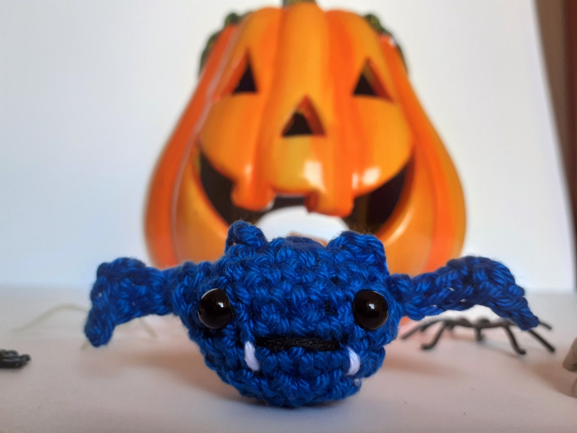 Bat Keychain Halloween Gift Halloween Keychain Crochet Bat Etsy