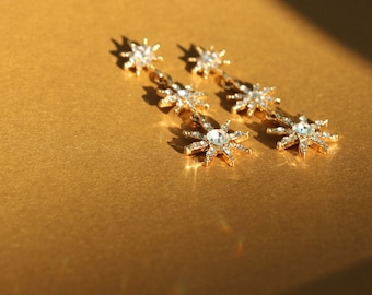 Gold Stern Himmelstropfen Ohrringe mit glänzenden Kristallen