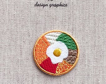 NEW! Bibimbap Patch, Korean Rice Bowl Embroidered Iron on Patch, Korean Buddha Bowl ,Fried Egg  Rice Bow, 1.34" Round (34mm)