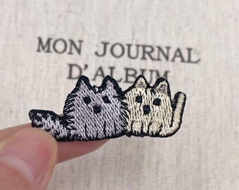 NEW! Cute Cat Iron-on Patch,  Cats Embroidered, Cat Lovers Gift, 43mm (1.68”) Wide