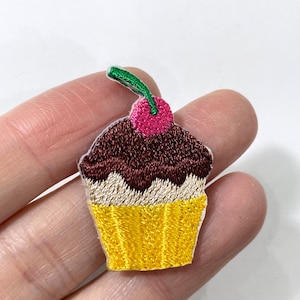 Tiny Chocolate Muffin Patch, Sweet  Muffin Iron-On Patch, Mini Muffin Iron-On Badge