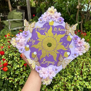Graduation Cap, Custom Flower Grad Cap, Grad Cap Topper, Personalized Cap, Custom Grad Cap, First Gen Graduate, Grad Cap, Graduation Decor