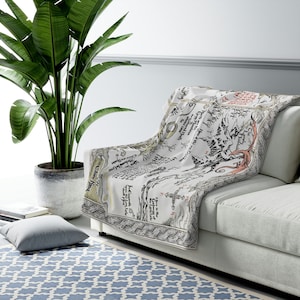 Thorin's map -  Light Gray - Bilbo Baggins Sherpa Fleece Blanket - map - LOTR home