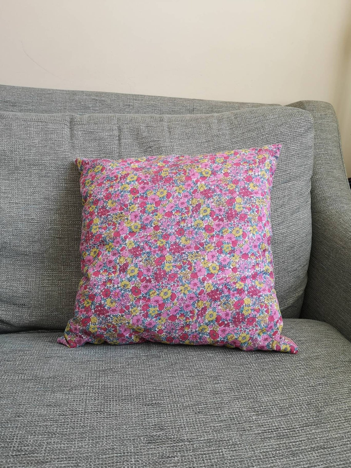 Pink floral cushion Etsy