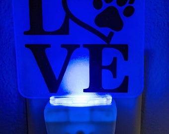 LED Nightlight-Love and Paws-Fun-gift-Pet Parent