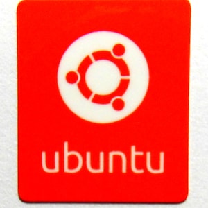 ubuntu Linux Sticker 12.5 x 15mm [587]