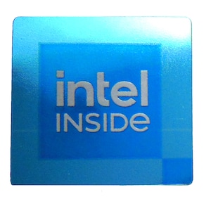 Può includere: Un adesivo quadrato blu con il testo bianco "intel INSIDE" in un riquadro bianco.