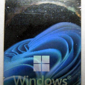 Windows 11 Hologram 2021 Version Sticker 17 x 23mm / 11/16" x 15/16" [1139]