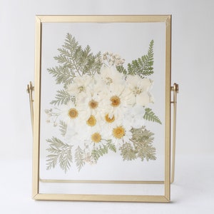 Pressed flower frame, Pressed Dried Flower frame, Floating frame with pressed dried flower Birthday gift