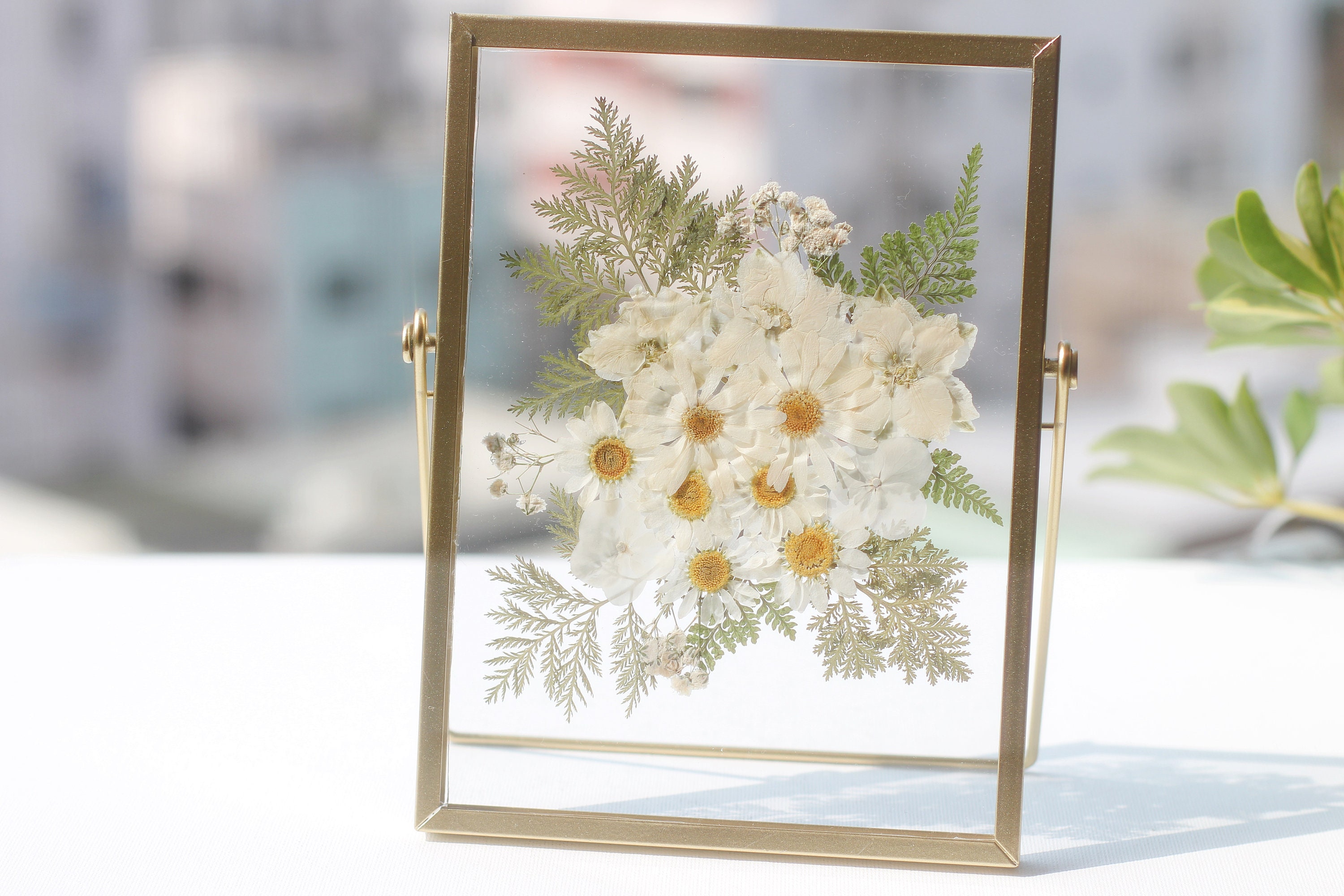 Pressed Flower Frame, Pressed Flower Floating Frame, Flowers Bouquet Frame,  Birthday Gift, Mother's Day Gift, Housewarming Gift 