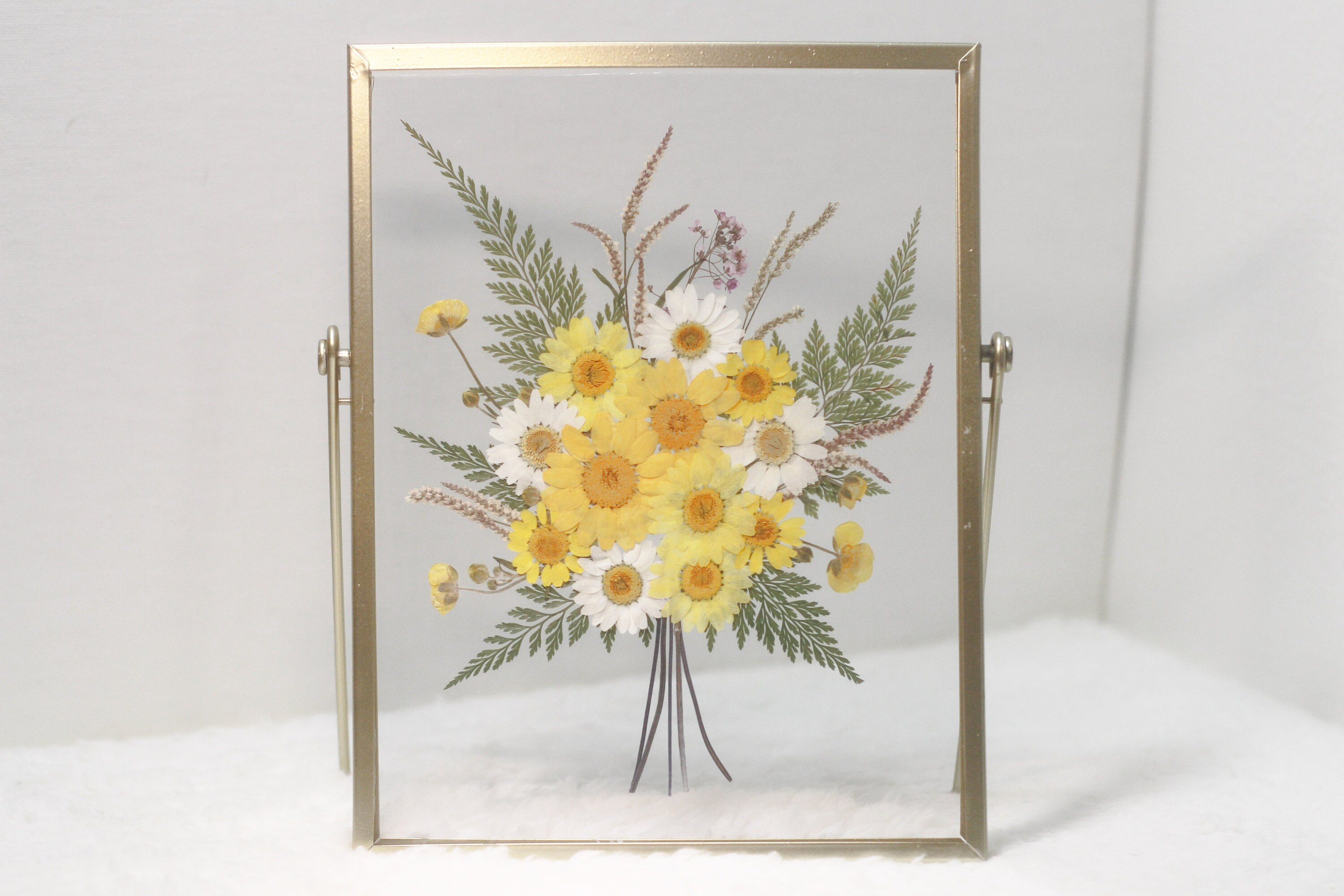 Pressed flower frame Pressed flower floating Frame Pressed Etsy