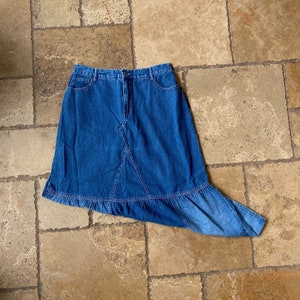 Y2K Blauer Ausgestellter Maxi Denim Rock von Studio West Apparel 31/32W