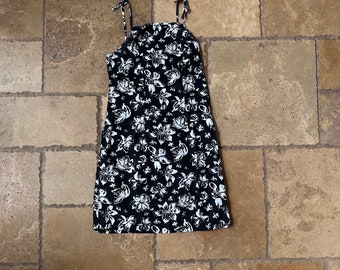 90s Black & White Floral Print High Neck Mini Dress by Expressions S - Etsy 90s Black & White Floral Print High Neck Mini Dress by Expressions S - Etsy