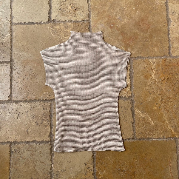 Y2K Gold Crinkled Mock Neck Top by Gantos