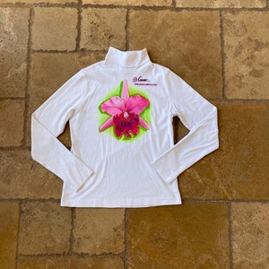 Vintage 90s White Orchid Flower Graphic Turtleneck Top by High Sierra