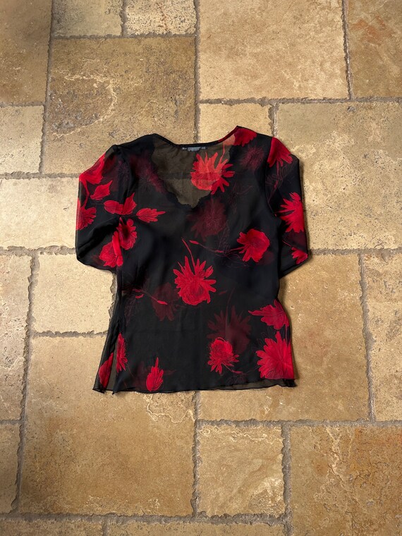 90s Black & Red Floral Sheer 3/4 Sleeve Top by La… - image 3