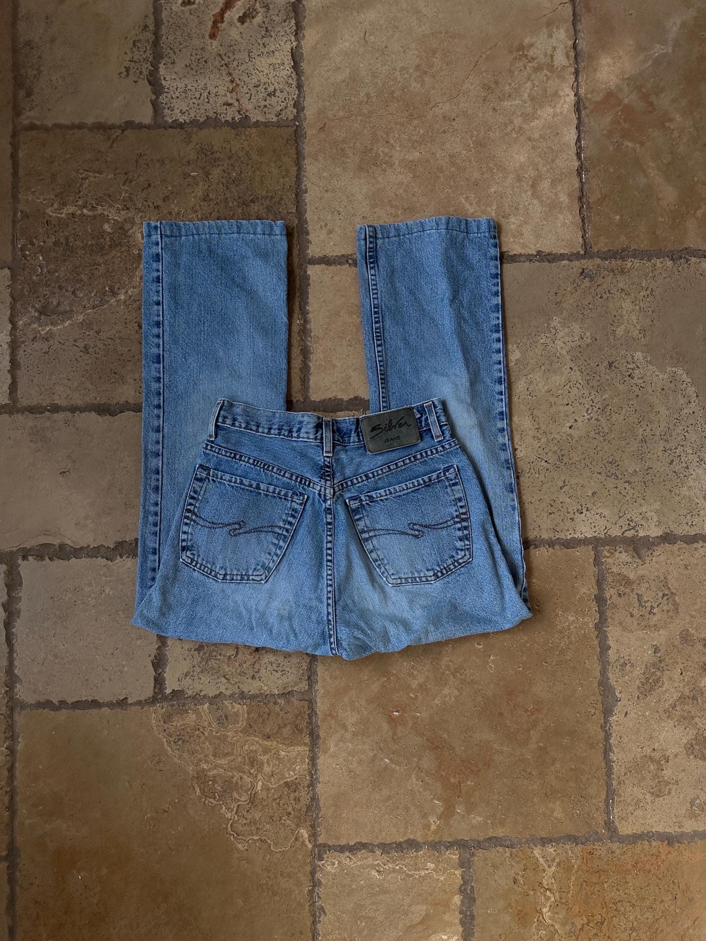 90s Vintage Mid Rise Straight Leg Jeans by Silver Clothing Company