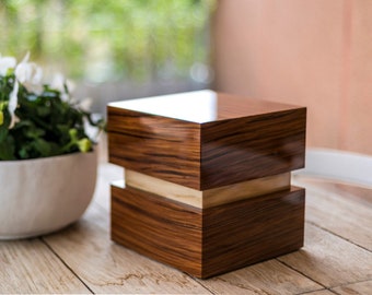 Handmade Italian Wood Cremation Urn: Modern Memorial Keepsake