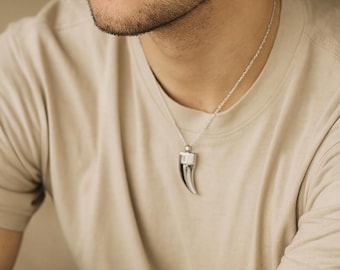 Wolftooth Cremation Necklace: Stainless Steel Ash Remembrance Jewelry
