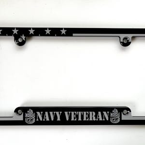 LN04 - USN Air Warfare Aviation Specialist Insignia License Plate - Made In USA - Navy/Silver - Foto 8