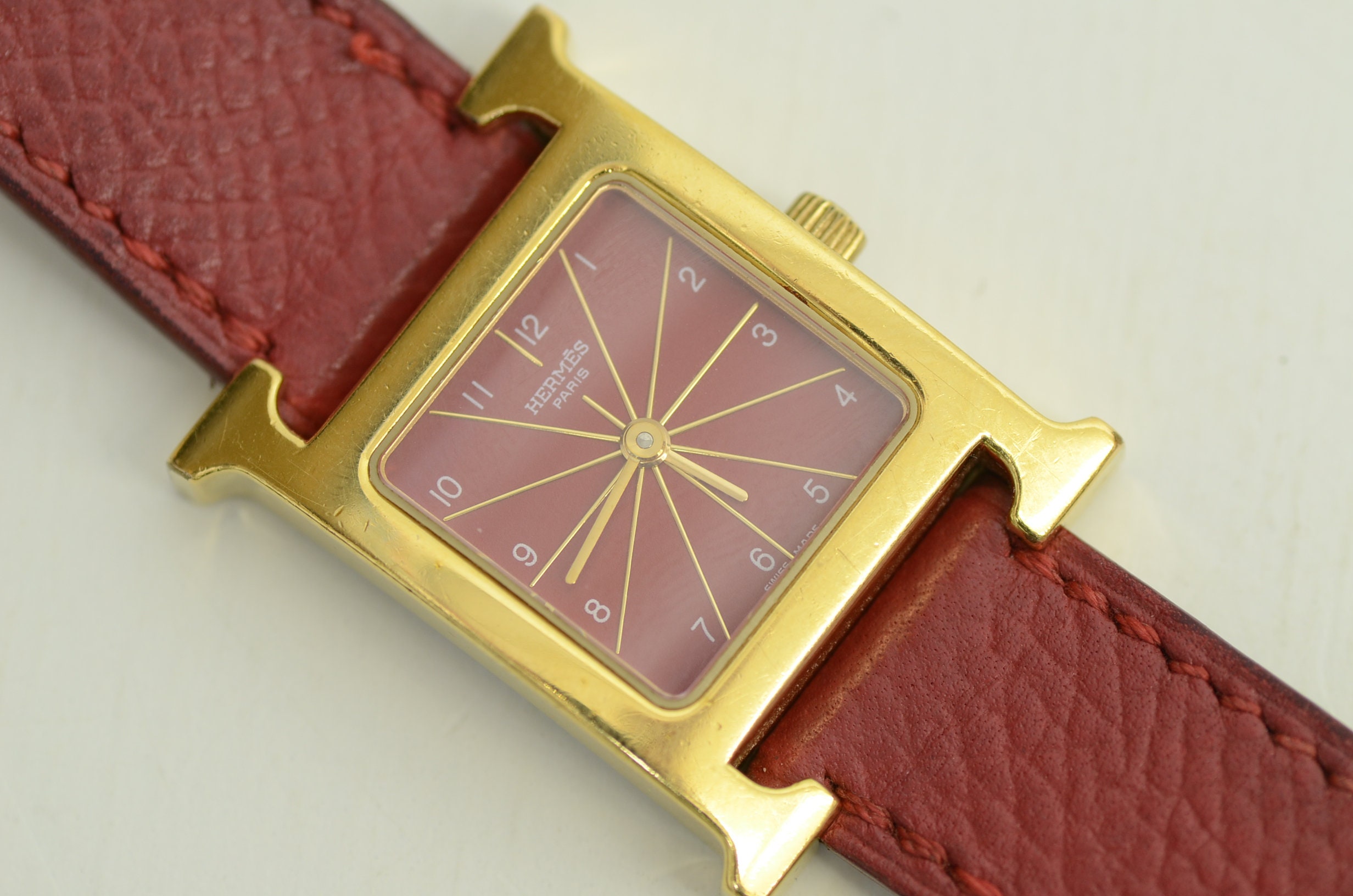 Authentic Hermes Red Leather Gold Plated H Logo 21mm Watch Sunburst HH1.201 With Box 0p1609 Etsy Canada